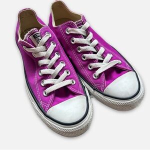 Converse All Star Chuck Taylor Low Top “Cactus Flower” Canvas Sneakers M5 / W7